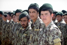 Афганские солдаты на церемонии открытия военной школы