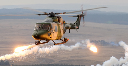 британский вертолет Linx AH7 британский вертолет Linx AH7